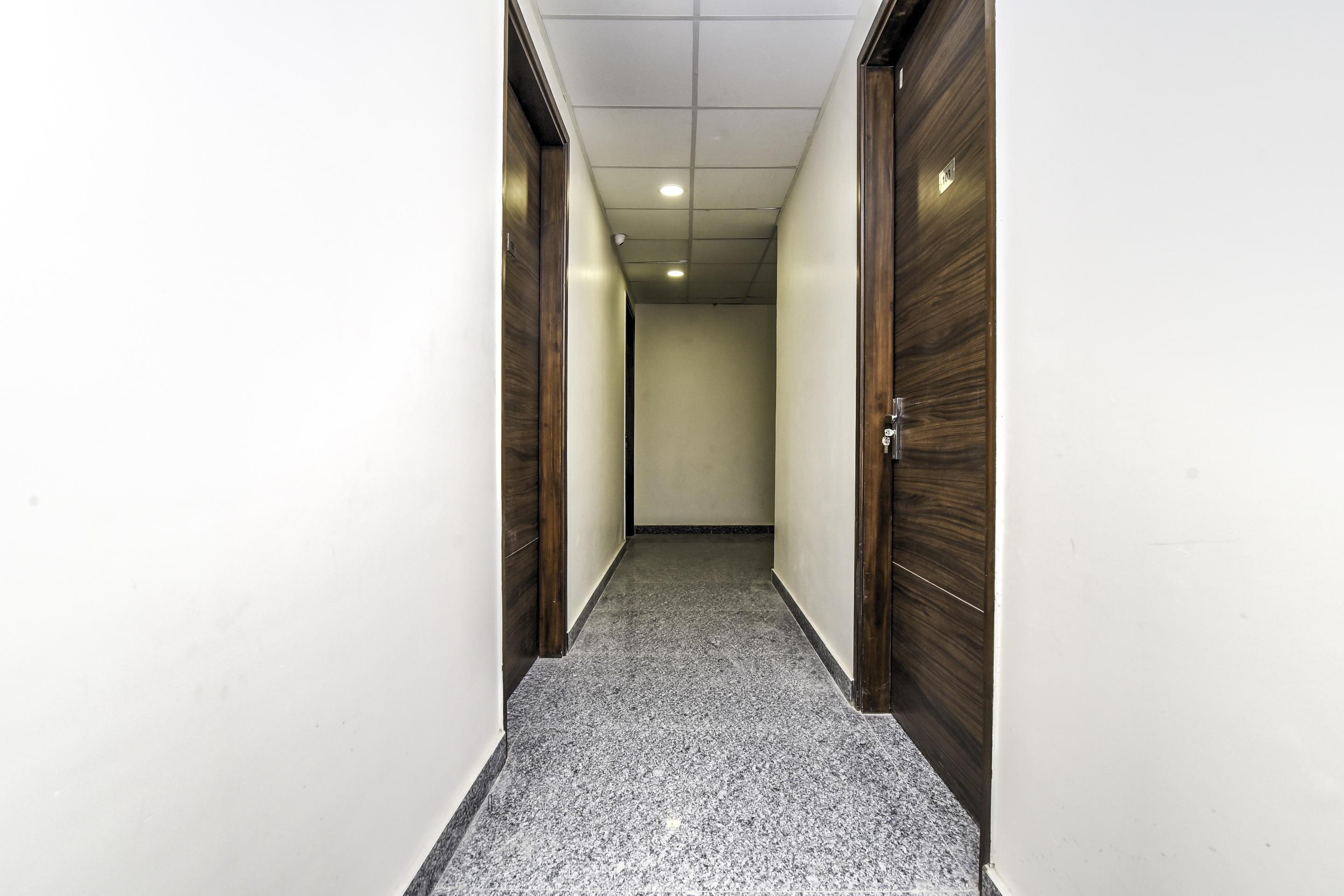 Super Hotel O Hare Rama Guest House 新德里 外观 照片
